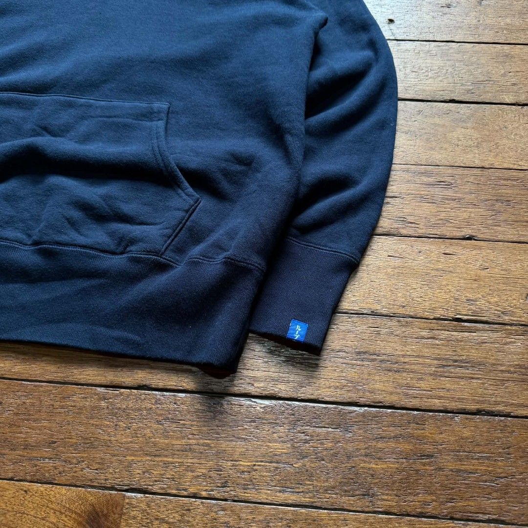 LOOPWHEELER LW05 TUBULAR PULLOVER HOODIE (Category: Coats, Jackets and Outerwear) located in Manila. Submitted by thriftwears_03 (Listing ID 1467542069, Image 3). Description: LOOPWHEELER PULLOVER HOODIE SIZE MEDIUM L-25 W-20 SL-23 100% COTTON NO ISSUE HEAVY CLOTH WASHED AND CLEAN.