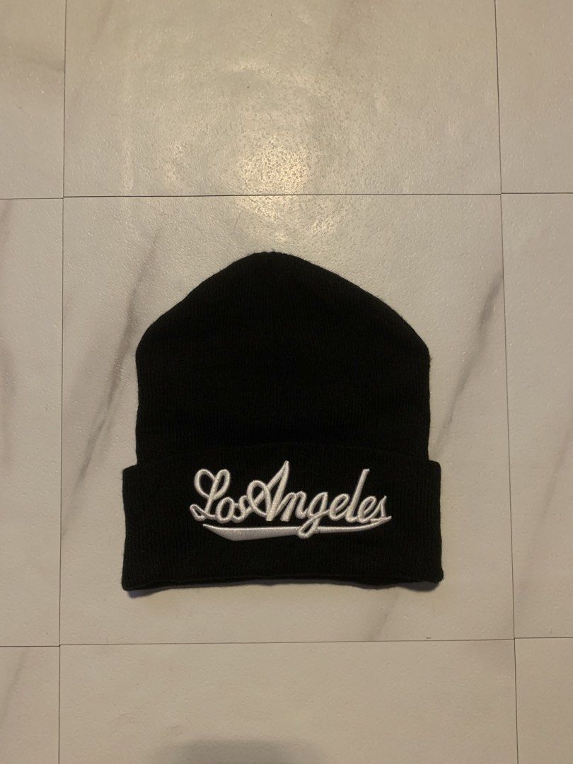 LOS ANGELES BEANNIE (Category: Beanies) located in Siniloan. Submitted by daily_drip (Listing ID 1467404444, Image 1). Description: .