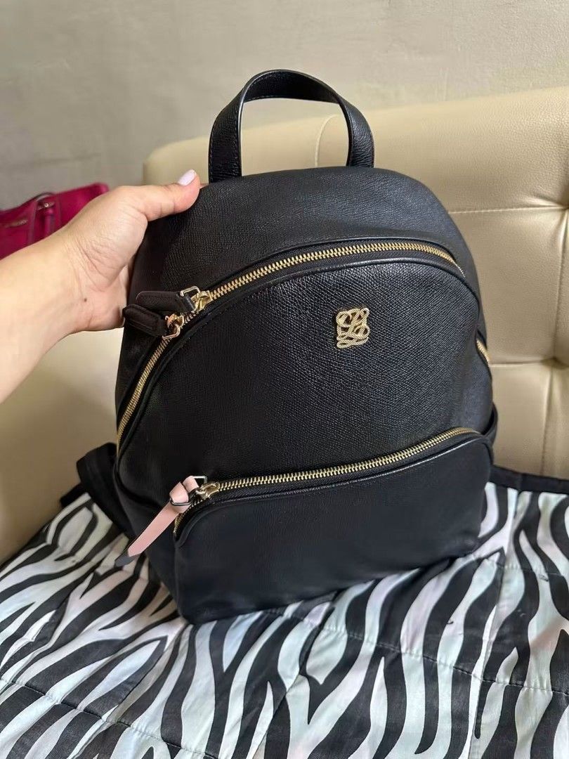 Louis Quatorze black leather backpack (Category: Backpacks) located in Las Pinas. Submitted by wisedragon-84af (Listing ID 1467467928, Image 2). Description: .