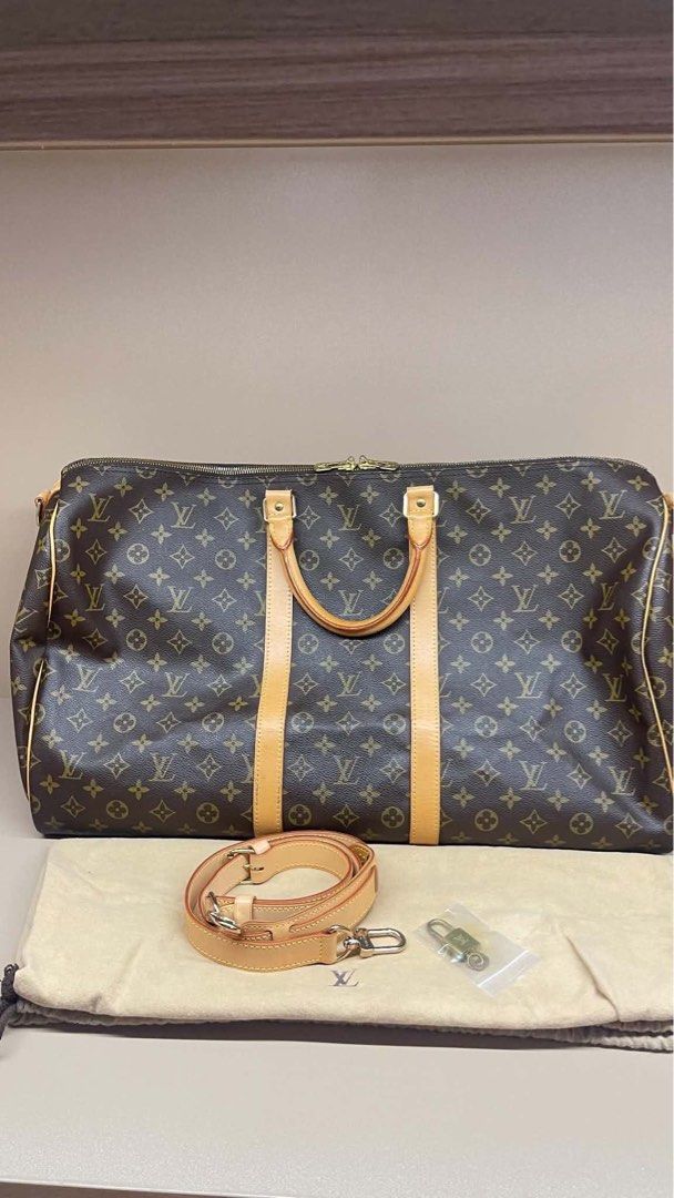 Louis Vuitton Keepall 55 (Category: Luxury Bags & Wallets) located in Taguig. Submitted by zhuluxeitems (Listing ID 1467376883, Image 1). Description: LV Keepall 55 Monogram Authentic in Excellent Condition It come with dustbag and Paperbag. Onhand. Pick up BGC Taguig .