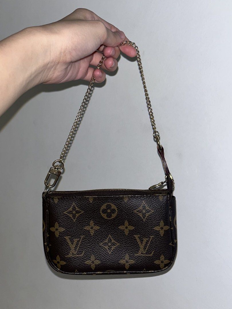 LOUIS VUITTON MINI POCHETTE (Category: Luxury Bags & Wallets) located in Manila. Submitted by rhian_faith (Listing ID 1467411493, Image 3). Description: AUTHENTIC LOUIS VUITTON MINI POCHETTE - guaranteed authentic - with receipt - with certificate of authenticity .