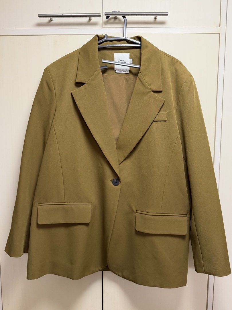 Love Bonito Blazer XL (Category: Coats, Jackets and Outerwear) located in Davao. Submitted by firsttimemother (Listing ID 1467554285, Image 2). Description: Love Bonito XL Blazer Used once only No issues. .