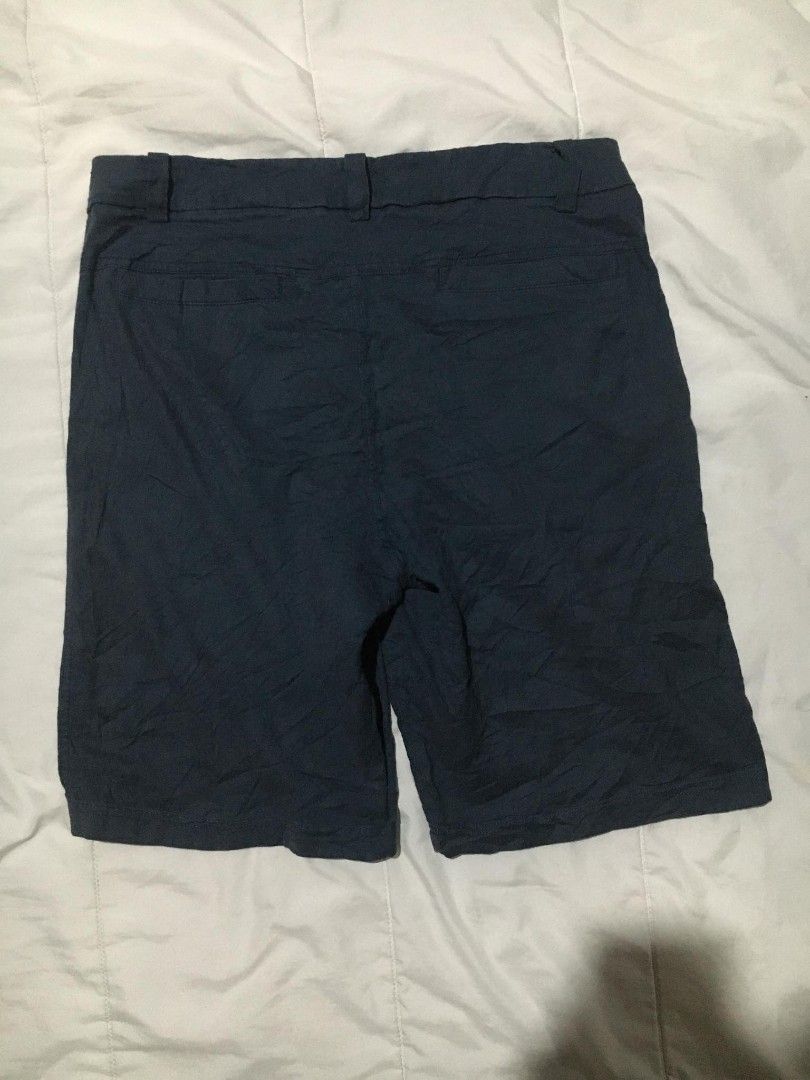Lululemon 9" Commission Shorts Men's (Category: Chinos) located in Quezon City. Submitted by thriftyzx (Listing ID 1467548569, Image 3). Description: Lululemon 9" Commission Shorts Men's Size: 34 Length: 17 Excellent Condition No issue Color rate: 9.7/10 899+SF Location: QC.