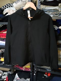 (Category: ) located in . Submitted by mjthrifted_second (Listing ID 1467420523, Image 1). Description: .