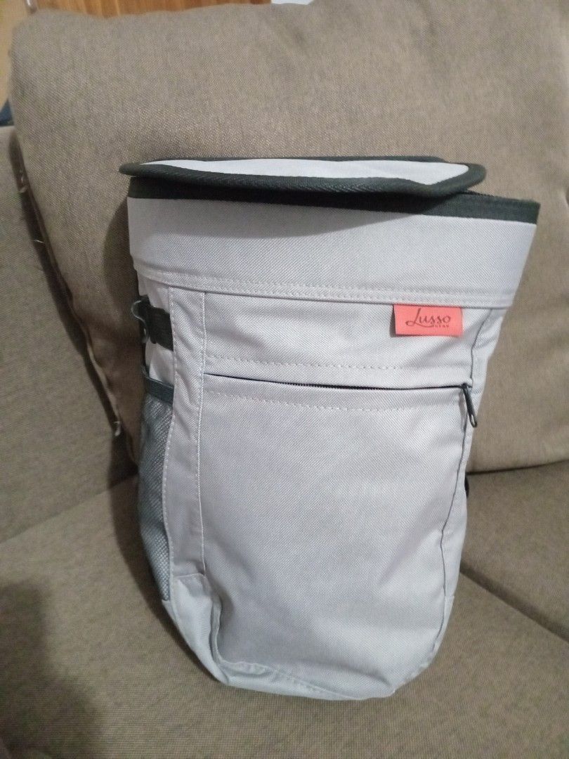 Lusso Gear Grey car trash (Category: Other Automotive Parts and Accessories) located in Marikina City. Submitted by joyful.finds (Listing ID 1467387663, Image 1). Description: shipping fee on buyer via delivery.