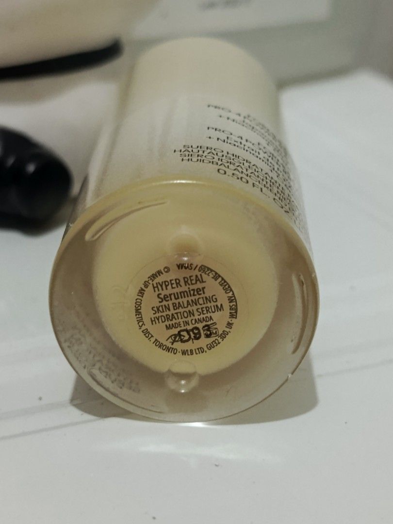 MAC Hyper Real Serumizer 15ml - 50-60% left - ₱250 (Category: Face Care) located in Manila. Submitted by nelskiecms (Listing ID 1467422731, Image 3). Description: MAC Hyper Real Serumizer 15ml - 50-6MAC Hyper Real Serumizer 15ml - 50-60% left - ₱4500% left - ₱450 Authentic, Made in Canada, light scent, no sour smell. From condo disposal. 7-9ml pa. Pang trial bago bumili ng full size na 3.9k. loc QC, GREENHILLS. LALAMOVE, JNT, LBC sagot ng buyer. 