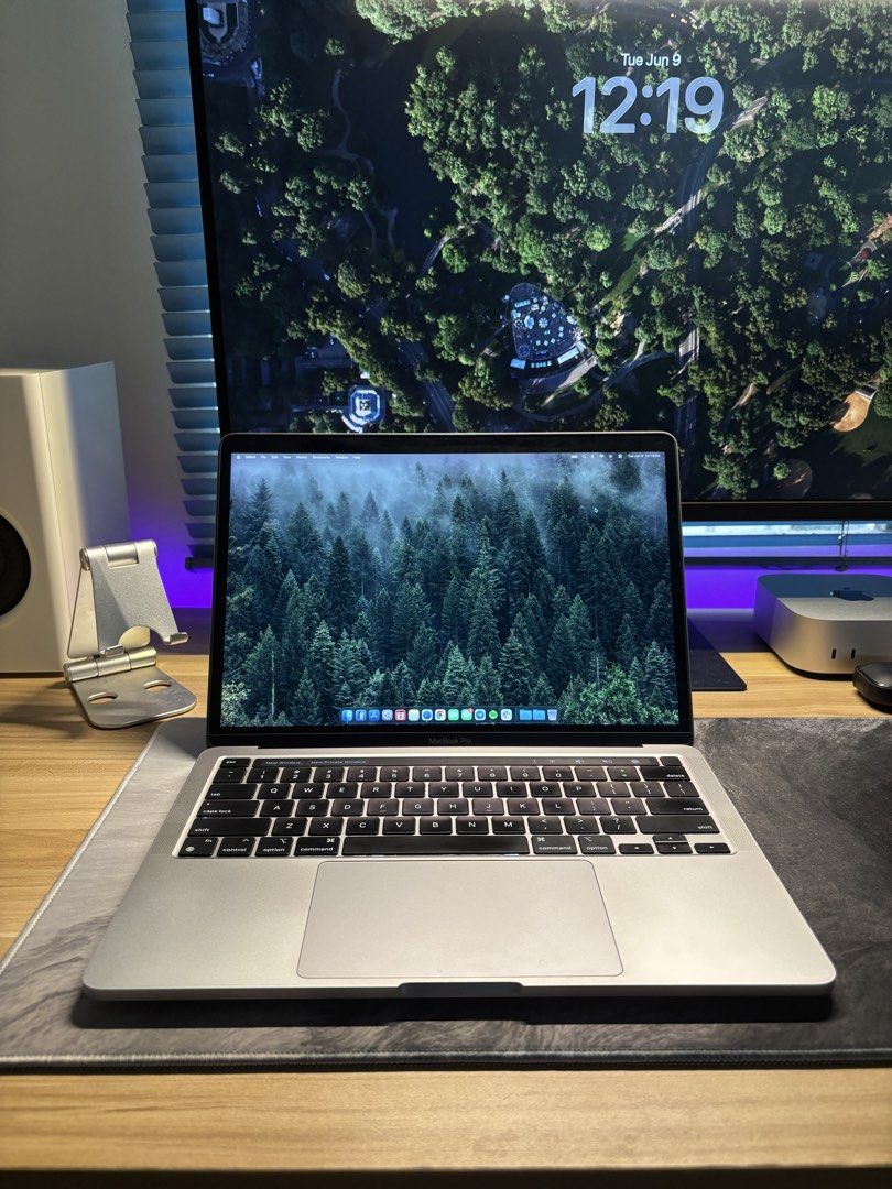 Macbook Pro M1 512gb/8gb (Category: Laptops & Notebooks) located in Las Pinas. Submitted by reloaddiction (Listing ID 1467373108, Image 1). Description: For Sale Only Macbook Pro M1 13 inch 512gb SSD 8gb RAM Complete with box and original charger 400+ cycle count No major issues, just signs of wear. .