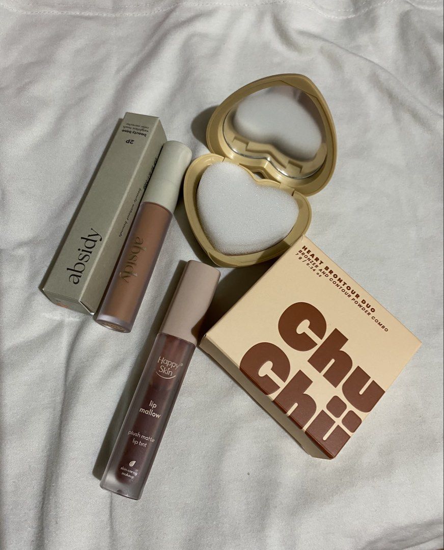 Makeup Decluttering (Category: Makeup) located in Manila. Submitted by jazfinds_ (Listing ID 1467584635, Image 1). Description: ୨୧ TAKE ALL ₱600 ONLY! ✨ Decluttering some of my makeup! All products are in good condition. Prices are negotiable for sure buyers. 🛍️💗 EXPIRATION DATES: 2029 📍 Project 4, QC 💌 MOP: GCash / Cash on Meetup 🚚 Lalamove / J&T (shipping c/o buyer) .