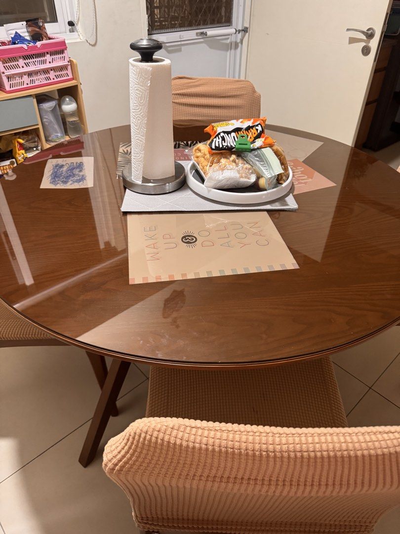 Mandaue Foam Alexander 4-Seater Round Dining Set (Category: Tables & Sets) located in Marikina City. Submitted by marissmhc08 (Listing ID 1467438974, Image 2). Description: - Item: Mandaue Foam Alexander Round Dining Set with 4 Upholstered Chairs - Usage: 1 year and 3 months (normal wear from daily meals, solid construction) - Materials: Wooden frame with beige fabric seats - Table Dimensions: 120 cm diameter x 76.5 cm height - Chair Dimensions: 