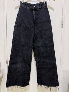 (Category: ) located in . Submitted by archived.by.vvv (Listing ID 1467414614, Image 1). Description: .