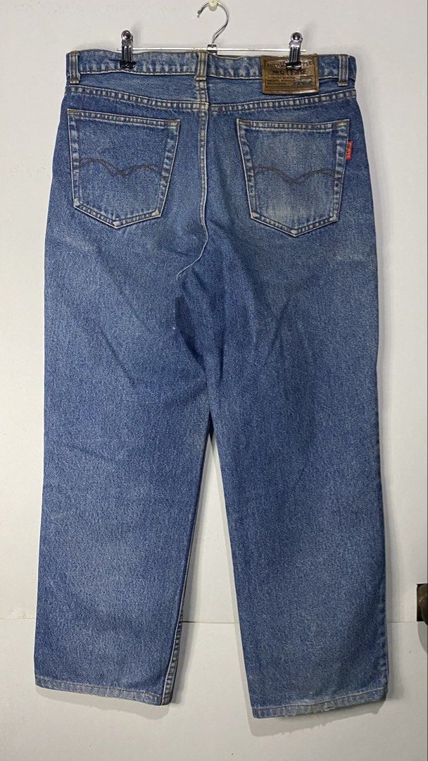 Maong pants (Category: Jeans) located in Jaen. Submitted by oshimamark58418 (Listing ID 1467404773, Image 1). Description: WIDTH 32 LENGTH 39 THIGH 12 LEG OPENING 9.