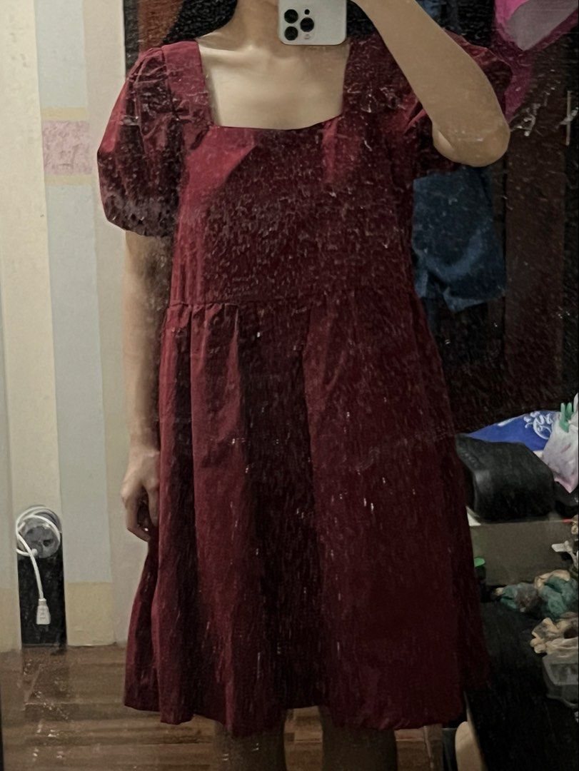 Maroon Square Neck Dress (Category: Dresses) located in Santa Maria. Submitted by hyungenius (Listing ID 1467408586, Image 2). Description: Maroon Square Neck Dress - Free Size - Brand new, Unused Location: Bulacan MOP: Gcash/ Maribank MOD: LBC/ JnT.