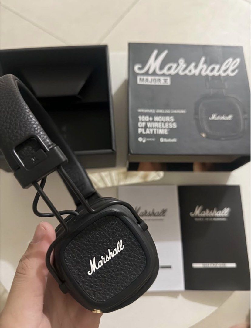 Marshall Major V (Category: Headphones & Headsets) located in Manila. Submitted by sunnysells08 (Listing ID 1467572120, Image 1). Description: .