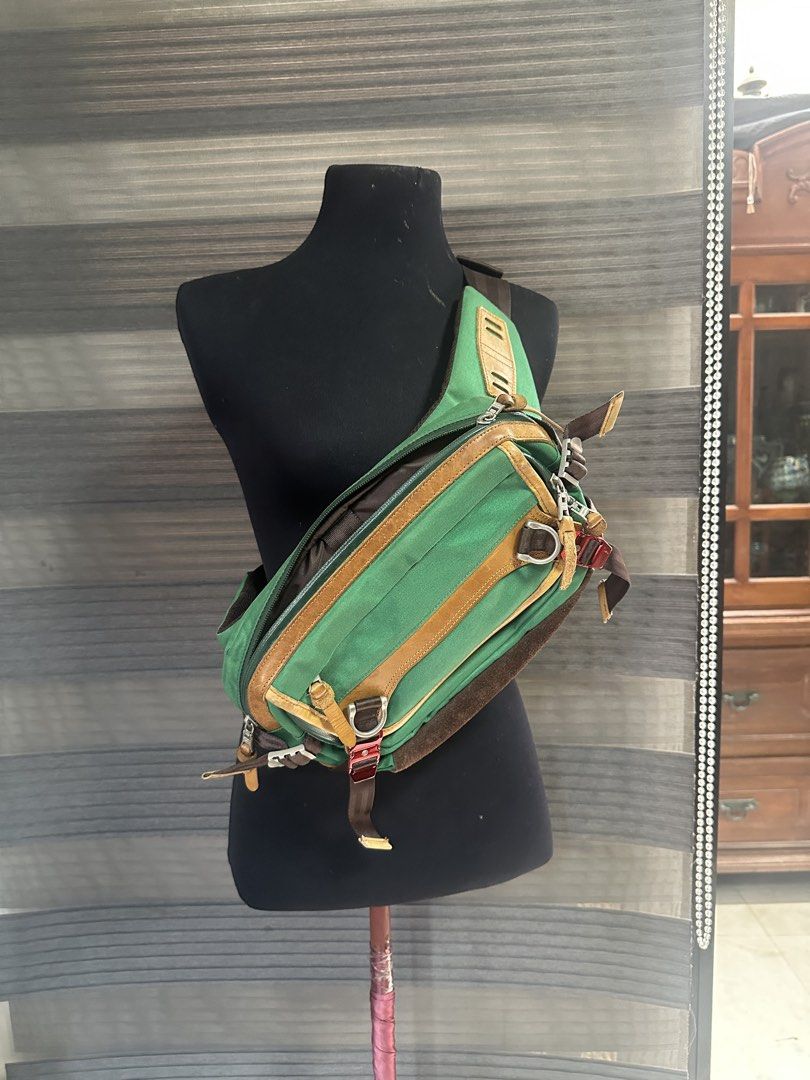 Masterpiece -Japan Bumbag (Category: Cross-body Bags) located in Quezon City. Submitted by prelovedbagsbygiv (Listing ID 1467468909, Image 1). Description: .