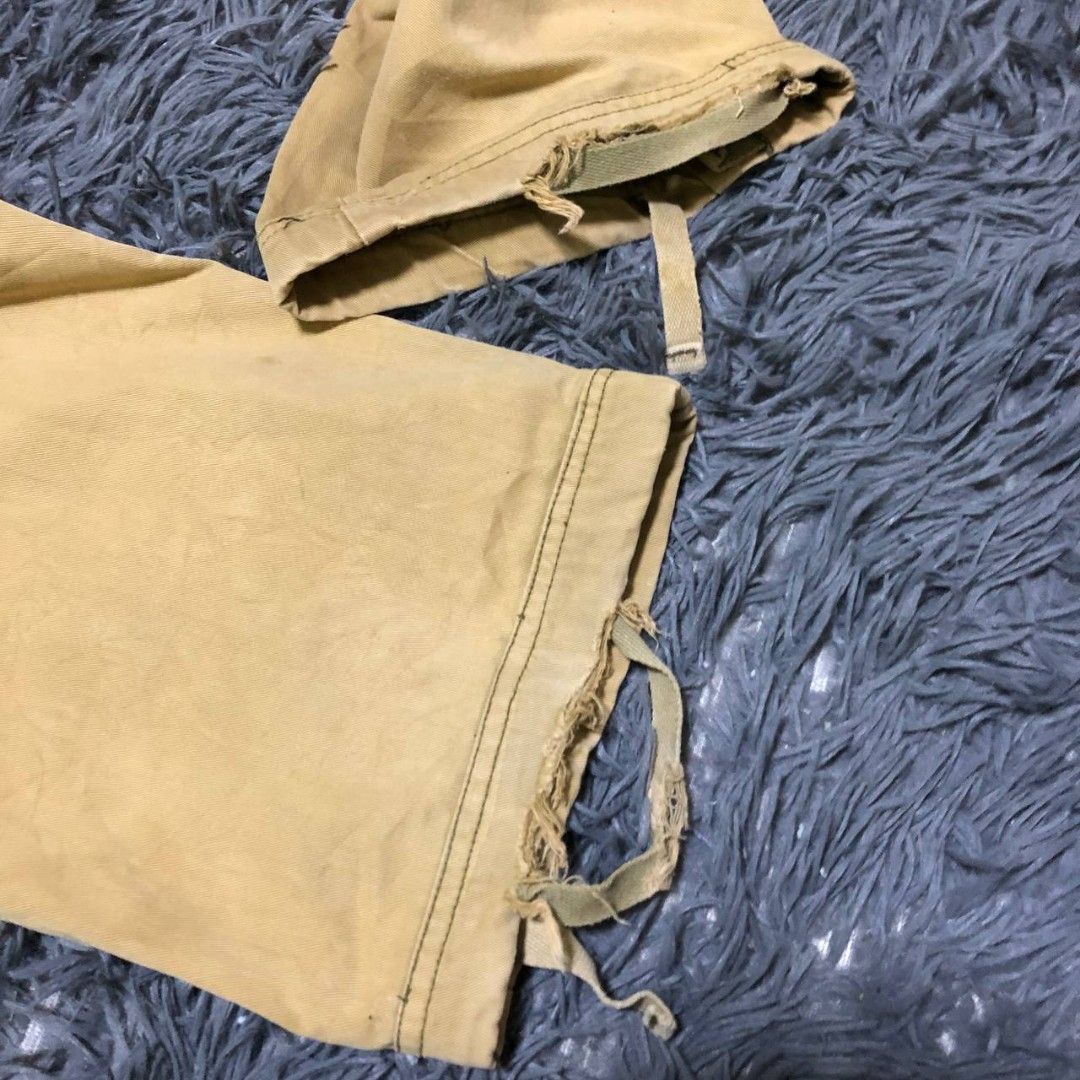 Matchic Cargo Pants (Category: Activewear) located in Camiling. Submitted by thriftscape2024 (Listing ID 1467465381, Image 3). Description: Excellent Condition Color rate: 9/10 Issue: ❌❌❌ W: 34 L: 40 Thigh: 13 Leg Opening: 9.
