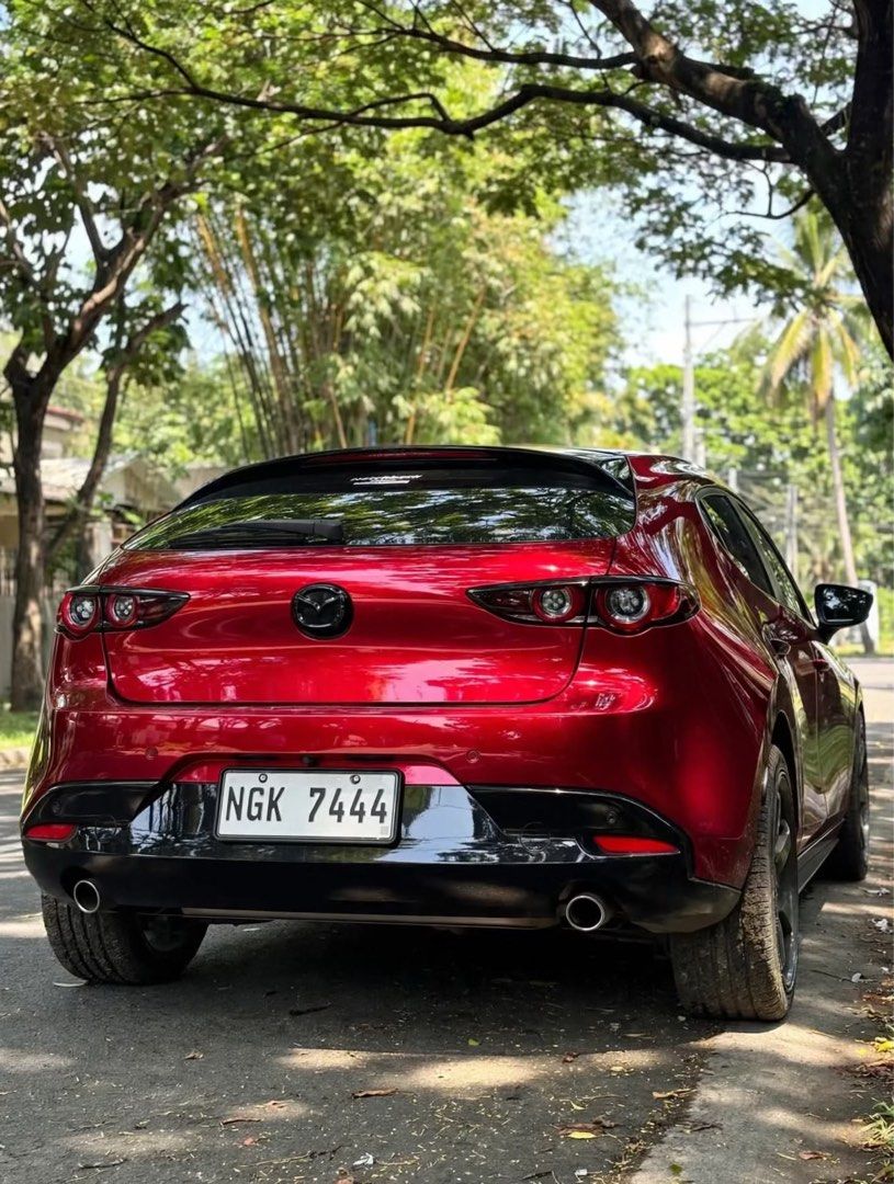 Mazda 3 1.5 Hatchback 6AT Deluxe (A) (Category: Used Cars) located in Manila. Submitted by all_abt_ios.2 (Listing ID 1467499816, Image 1). Description: Seller owner.