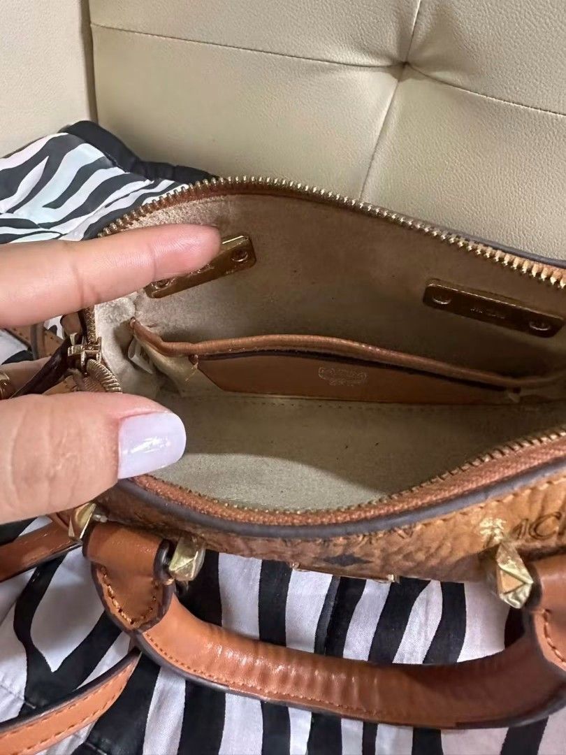 MCM bag (Category: Cross-body Bags) located in Las Pinas. Submitted by wisedragon-84af (Listing ID 1467389527, Image 3). Description: Nano MCM bag.