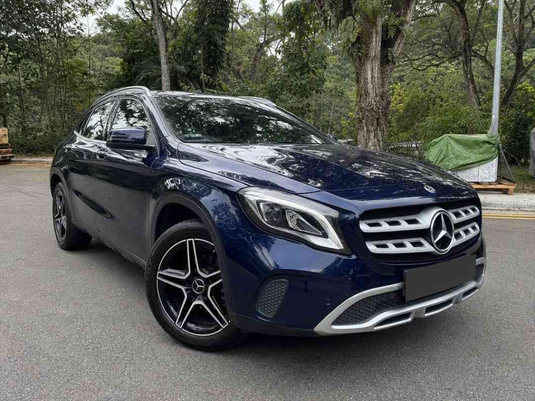 Mercedes-Benz GLA-Class GLA200 (A) (Category: Used Cars) located in Singapore. Submitted by carousell_certified_partners (Listing ID 1464014336, Image 2). Description: Compact SUV that blends sporty styling with everyday practicality. Luxurious cabin with high quality finishing, ergonomic seats and advanced infotainment features. Wears and tears replaced, servicing just done. ready to go till end of COE. Call Now! Features: 1.6L turbocharged engi