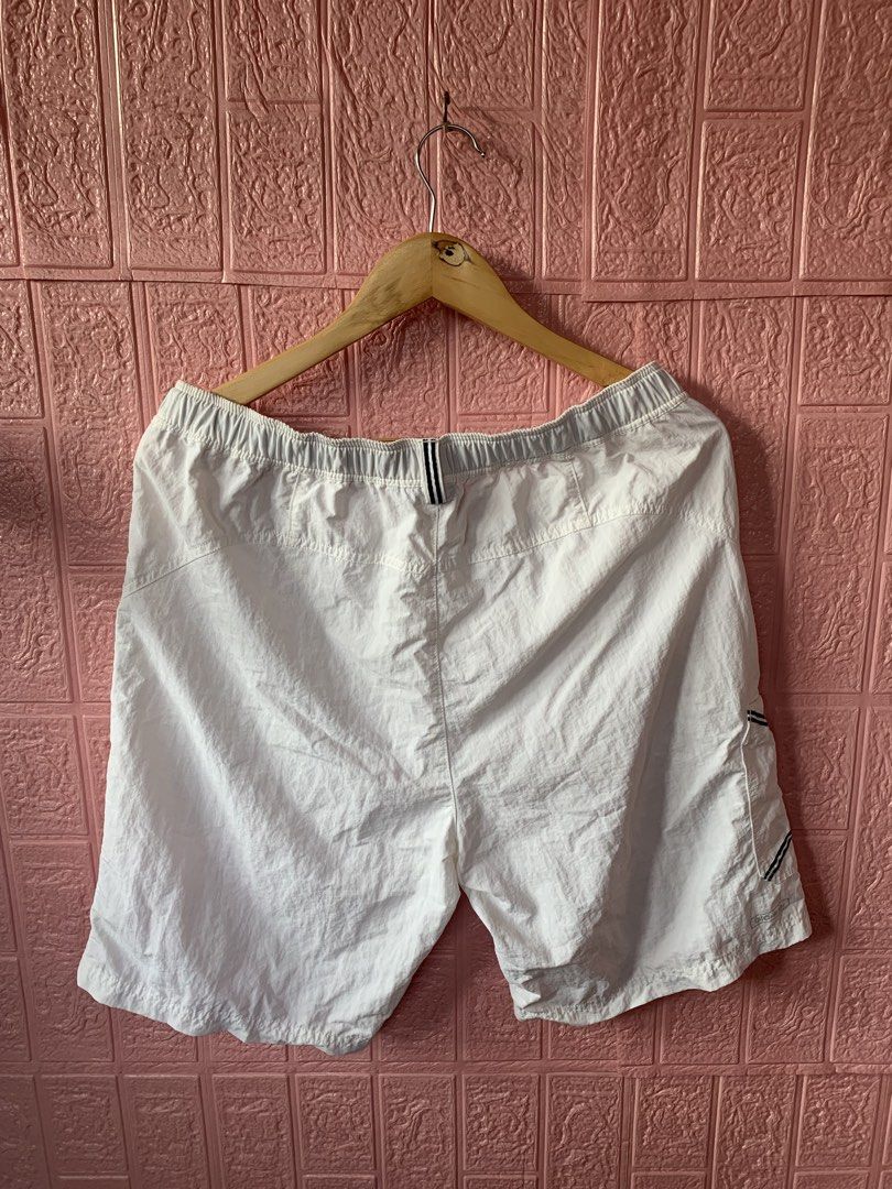 Merrell M. Belted Nylon Short (Category: Shorts) located in Kabacan. Submitted by mansourrrrrr (Listing ID 1467525902, Image 3). Description: Merrell M. Belted Nylon Short Size: Medium Waistline: 32 Length: 20 Excellent Condition Color rate: 9.5/10.