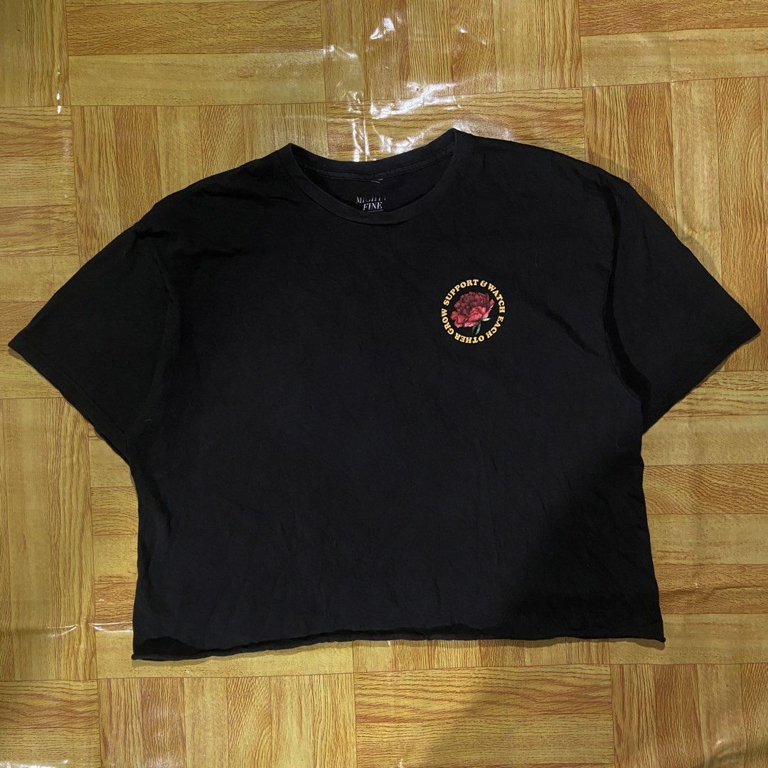 Mi Raza Vibes Crop Shirt (Category: Shirts) located in Dasmarinas. Submitted by thrift2gems (Listing ID 1467602555, Image 1). Description: Mi Raza Vibes Crop Shirt✨ -WIDTH: 21 -LENGTH: 21 -COLOR RATE: 9.5/10 -CONDITION: 9.5/10 -ISSUE: NONE.