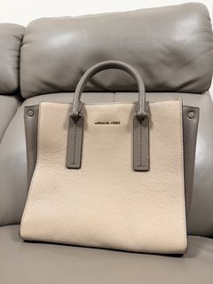 （分類：）位於 。 由 kawingcg 提交（商品編號 1467536274，圖片 1）。簡介： 。