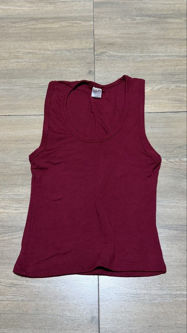 Michi Carlota Double Lining Maroon (Category: Sleeveless) located in Pasig City. Submitted by mendd (Listing ID 1467457102, Image 2). Description: Double Lining Front & Back Top never been used.