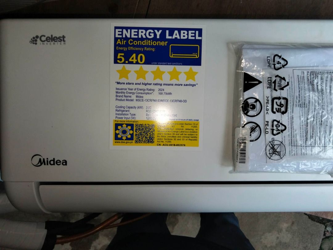 Midea celest pro Split Type Inverter Air Conditioner Set (Category: Air Conditioning and Heating) located in Caloocan City. Submitted by lawrenceje78309 (Listing ID 1467398115, Image 3). Description: Midea split type inverter aircon (indoor & outdoor units). Complete with remote, wrapped copper tubing, brackets, and manual. Ready for installation!.