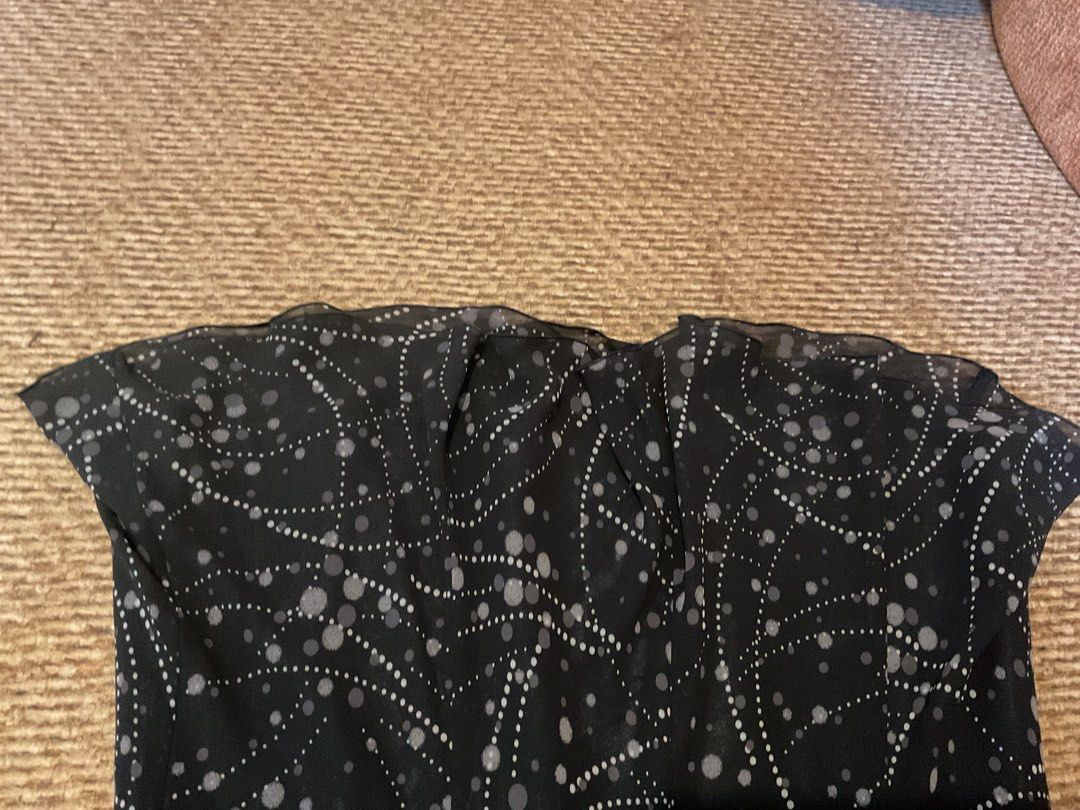 Midi Vintage Boho Skirt (Category: Skirts) located in Tuguegarao City. Submitted by rewear_files (Listing ID 1467435531, Image 3). Description: -Size: 27 in (not stretchable) -Length: 26.5 in -No ww photo, but you can request for more pics of the item. -Mode of payment: Gcash .