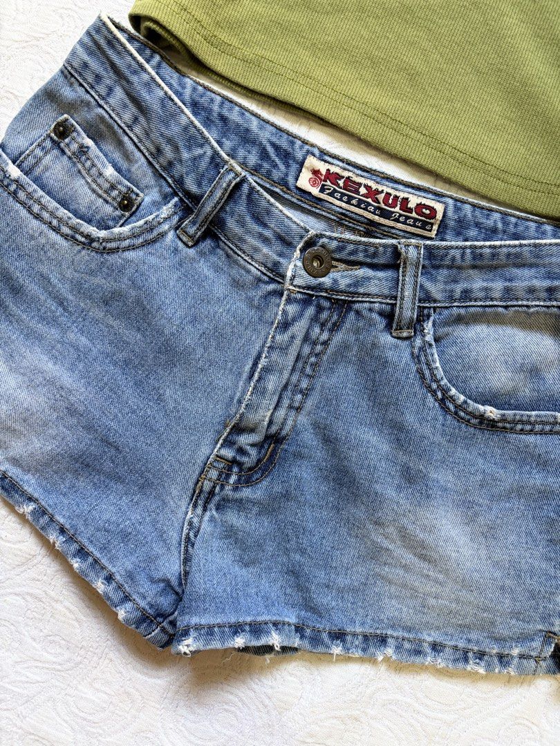 midwaist denim short (Category: Shorts) located in Tarlac. Submitted by pearl_xoxo (Listing ID 1467563721, Image 2). Description: - midwaist denim short bust: “ waist: 25-26 length: 9” size: issue: brand: kexulo .