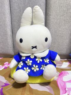 (Category: ) located in . Submitted by chus.things (Listing ID 1467417001, Image 1). Description: .