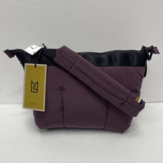 (Category: ) located in . Submitted by timelessbags (Listing ID 1467439955, Image 1). Description: .