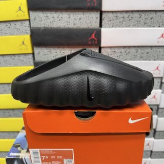 (Category: ) located in . Submitted by pickplanet_sneaker_shirt (Listing ID 1467587383, Image 1). Description: .