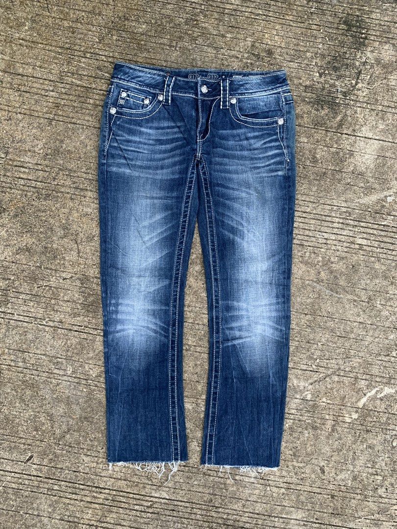 MISS ME (Category: Jeans) located in Cadiz. Submitted by luckytree.6dd895 (Listing ID 1467496455, Image 1). Description: MISS ME BOOTCUT JEANS WAIST: 27-28 LENGTH: 25 LEG OPENING: 7.