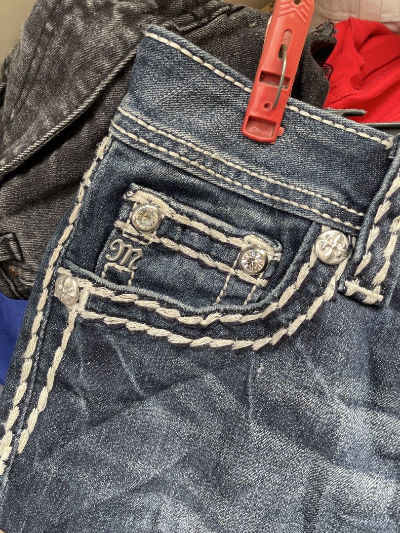Miss me shorts (Category: Shorts) located in Lucena. Submitted by riyizthriftz (Listing ID 1467411898, Image 3). Description: Miss me shorts Size 28 on tag Good condition Color rate 9.5/10 See pics flaws.