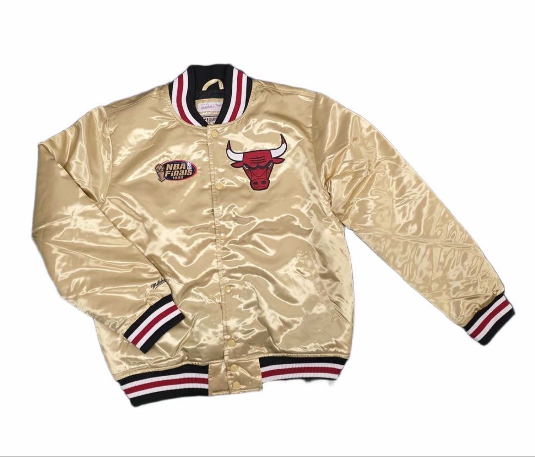 Mitchell & Ness Chicago Bulls 1998 Finals Championship Jacket (Category: Coats, Jackets and Outerwear) located in Bacoor. Submitted by sempenden (Listing ID 1467474521, Image 1). Description: Bought this for 8k Need funds Meetups: BGC / Cavite / Alabang / Las Pinas .