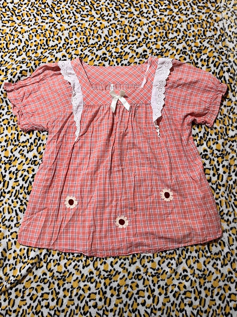 Mixed Garments (Category: Blouses) located in Caloocan City. Submitted by pieces_by_pisces (Listing ID 1467450256, Image 2). Description: Mixed Garments 🧜🏻🪼 PM for each prices Please Read: 👭🏻Meet up: direct msg 💸 MOP: Gcash/Maya or Cash on meet up 🚚 MOD: J&T (for shipping) will ship every weds Shipping Nationwide 𝒟𝒾𝓈𝒸𝓁𝒶𝒾𝓂𝑒𝓇: Please manage your expectation. Color may slightly differ due to camera and lighting. These are still prel