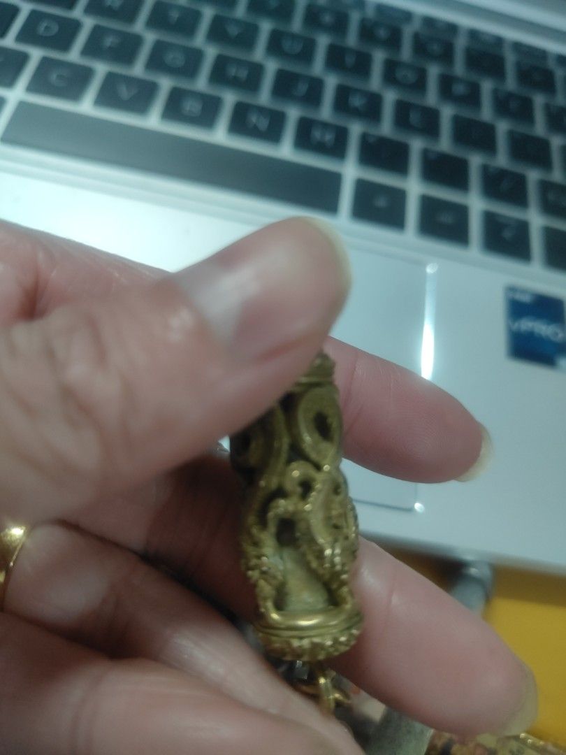 Mixture (Category: Alcoholic Beverages) located in Singapore. Submitted by joanna29 (Listing ID 1465306728, Image 8). Description: alcohol Thai amulets.