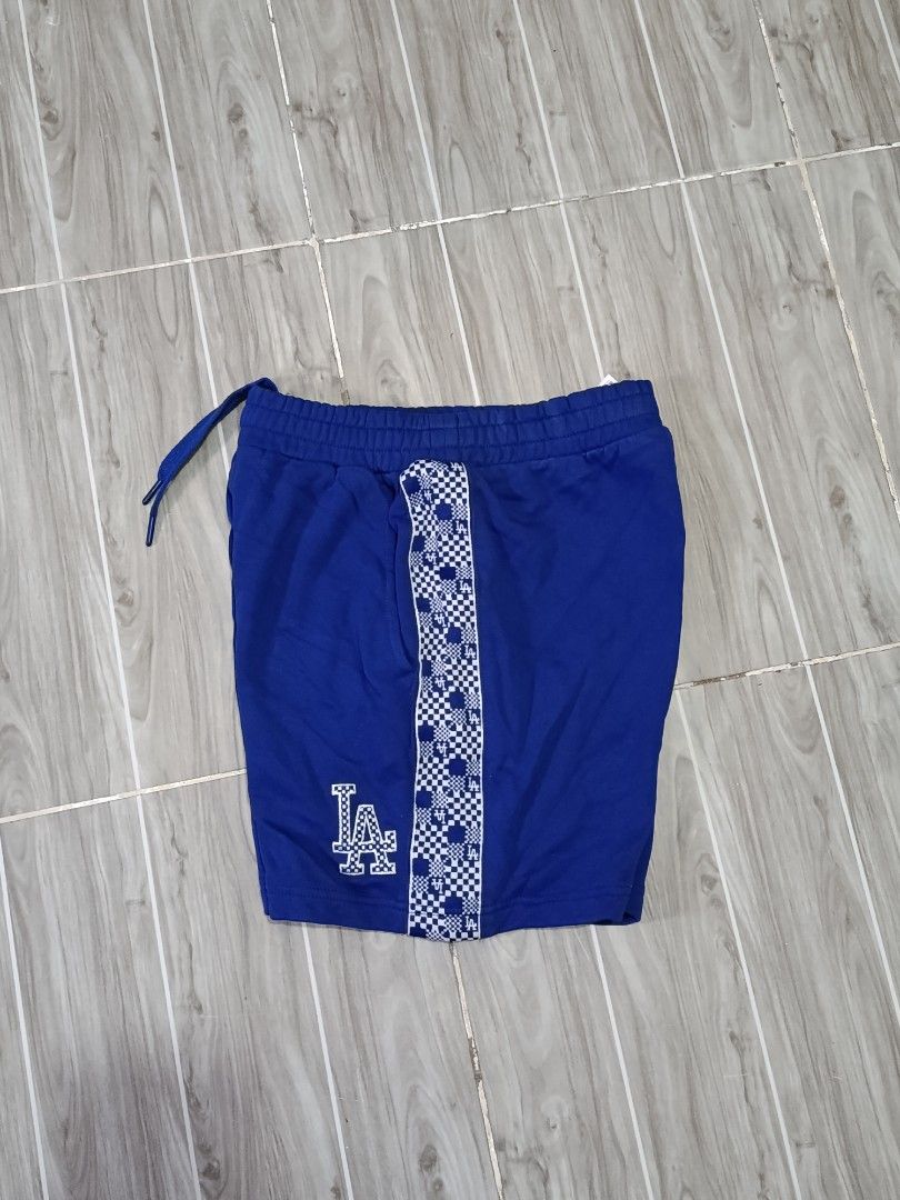 MLB LA DODGERS SHORT (freeshipping) (Category: Shorts) located in Quezon City. Submitted by gyl-stop (Listing ID 1467535326, Image 2). Description: free shipping heavy cotton/above the knee 26-32 x 15.5 excellent condi cr: 9.5/10 issue: none.