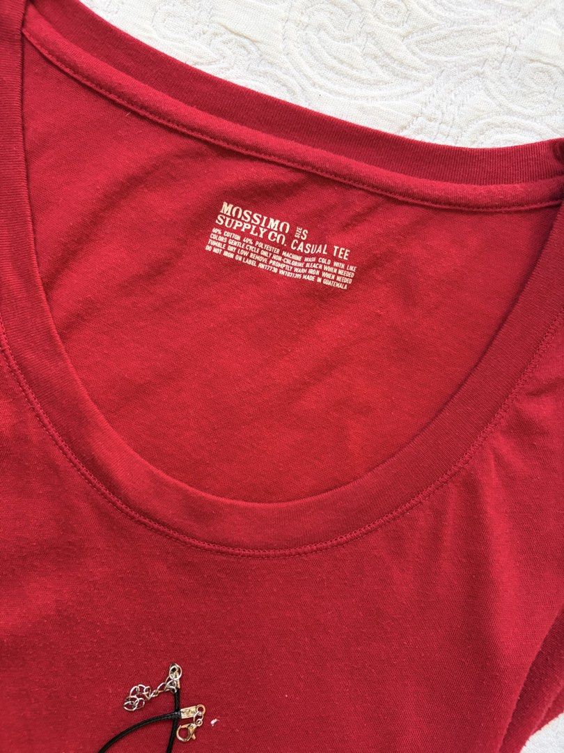 mossimo plain red shirt (Category: Blouses) located in Tarlac. Submitted by pearl_xoxo (Listing ID 1467567219, Image 2). Description: - mossimo plain red shirt bust: 13” waist: 12” length: 24” size: s-sl issue: brand: mossimo .