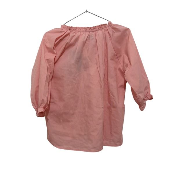 Mr. Lee Pink Blouse Size S (Category: Blouses) located in San Fernando. Submitted by lovingthings1 (Listing ID 1467386987, Image 2). Description: - Brand: Mr. Lee - Size: S - Color: Pink - Condition: Brand new with original tag attached - Material: Crisp poplin fabric - Details: Ruffled neckline with gathered detailing and 3/4 sleeves with elastic cuffs.