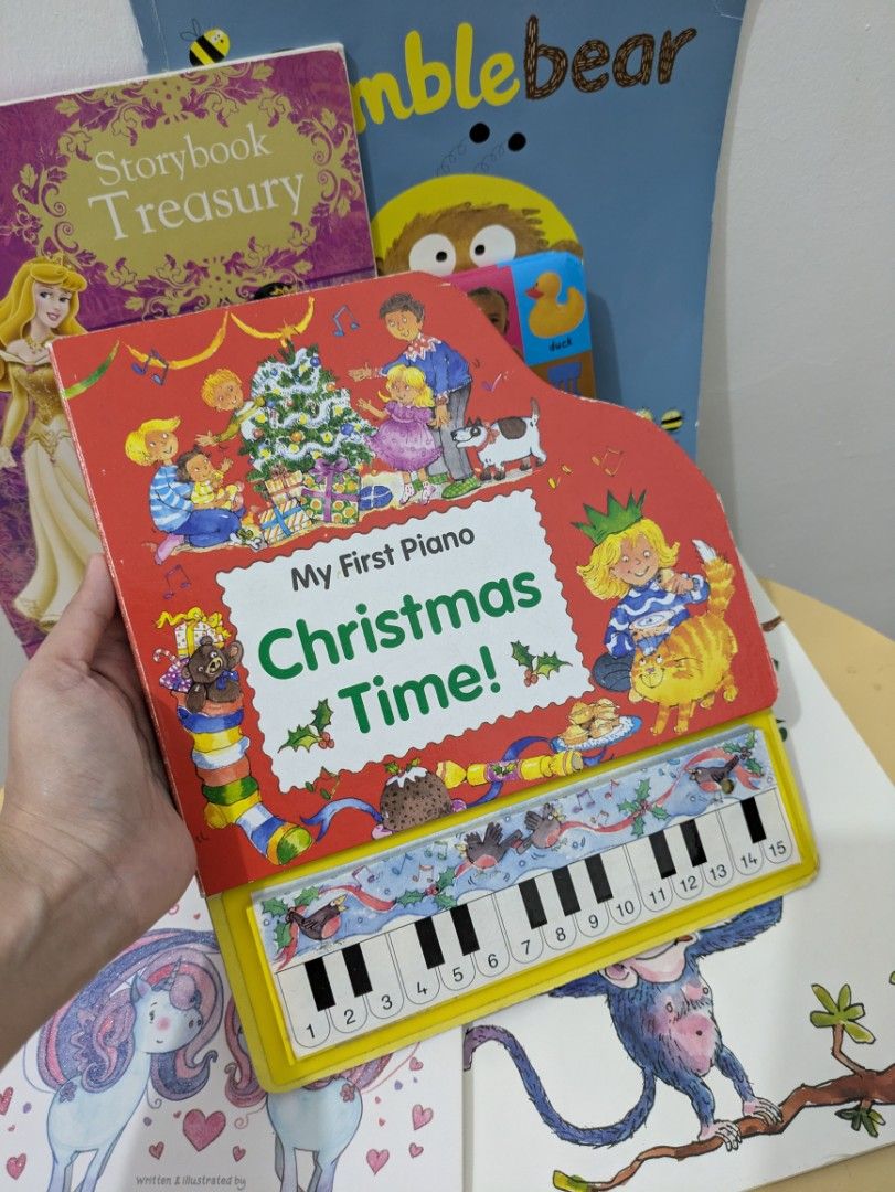 My First Piano Christmas Time Interactive Musical Book (Working) (Category: Children's Books) located in Cavite. Submitted by lorefcalzado (Listing ID 1467374831, Image 1). Description: Interactive Christmas Piano Book (Working) 🎹 6 Christmas songs 🎹 Working all buttons 🎹 Has battery slot 🩷 This is a preloved item. 🩷 Lalamove and pick-up only. 📍Bacoor, Cavite.