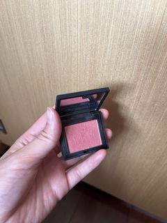 （分類：）位於 。 由 brave_sportygirl 提交（商品編號 1467447146，圖片 1）。簡介： 。