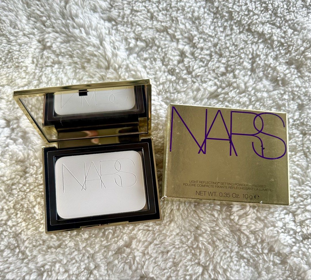 NARS Light Reflecting Setting Powder (Category: Makeup) located in Calamba. Submitted by mzbeautyfinds (Listing ID 1467595120, Image 3). Description: .