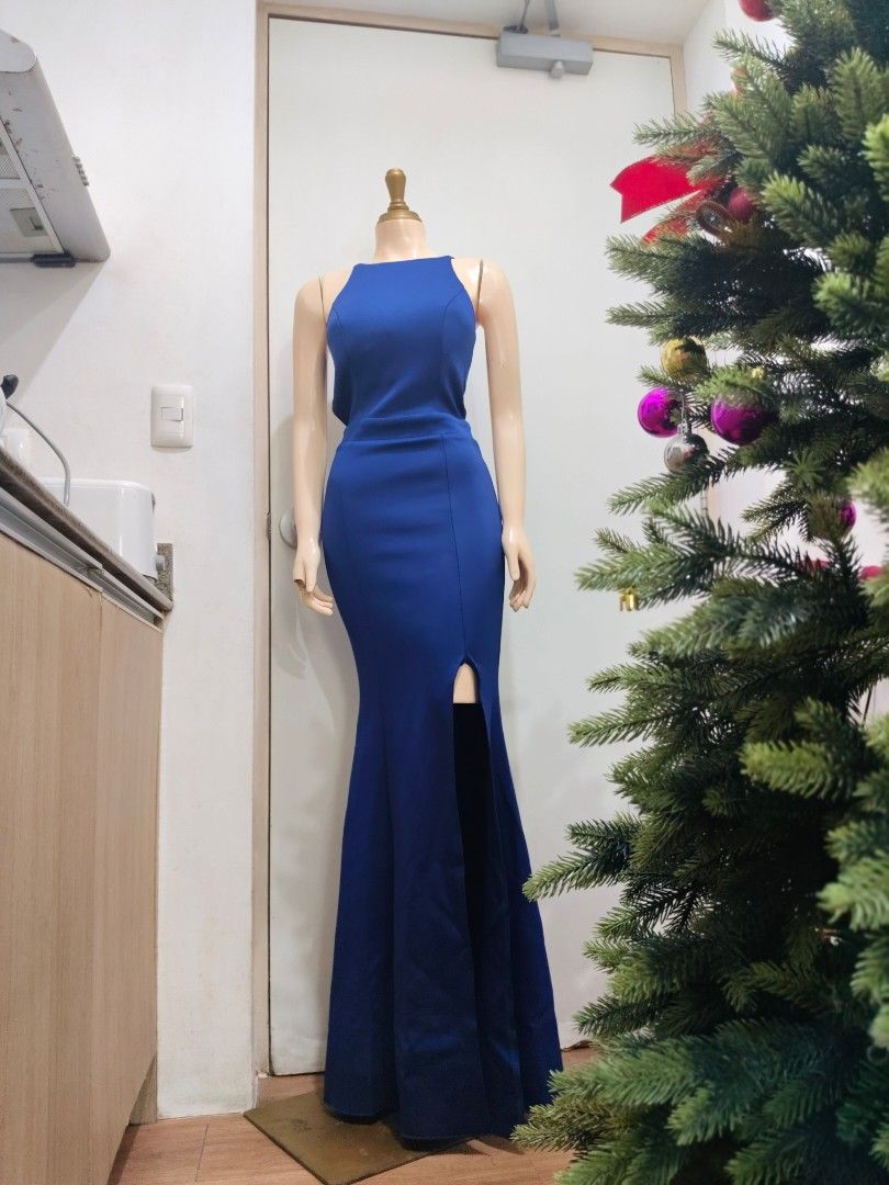 Navy Blue Mermaid Cut Gown (Category: Dresses) located in Manila. Submitted by deleonhann57311 (Listing ID 1467420043, Image 1). Description: Fits extra small to Small only Zipper Back Built in foam stretchable. Very Good Quality.
