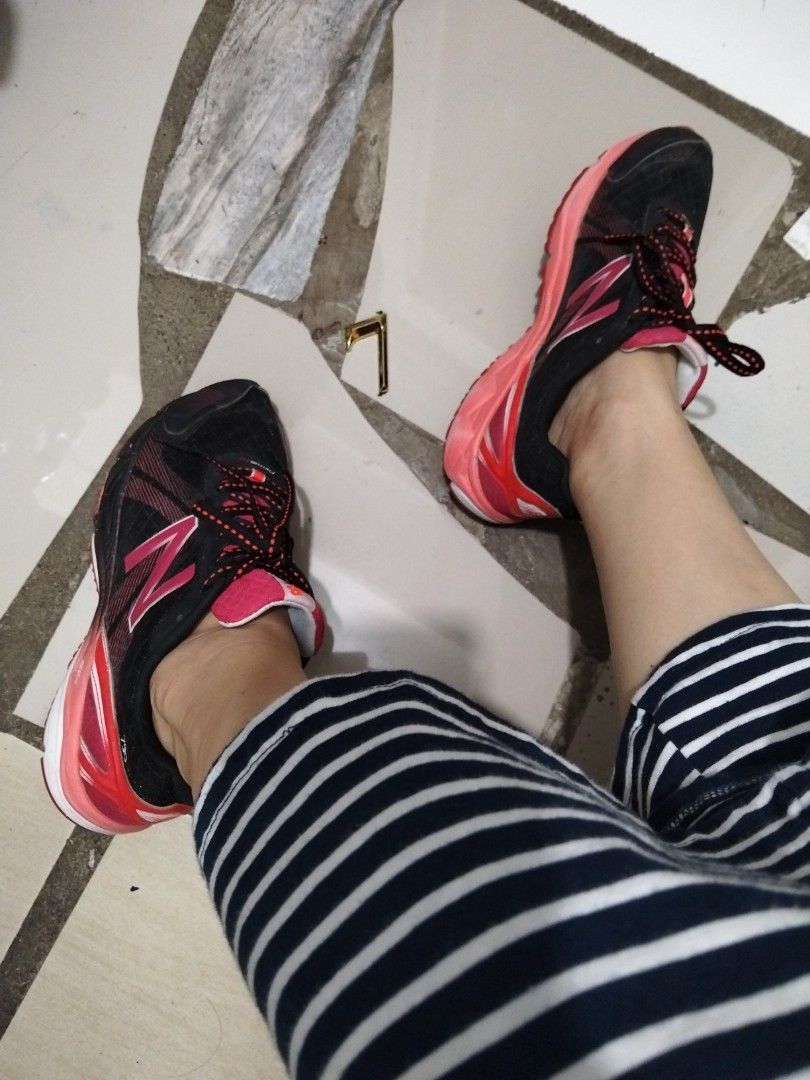 New Balance (Category: Sneakers) located in El Salvador. Submitted by francheskaukayukay (Listing ID 1467412668, Image 2). Description: .