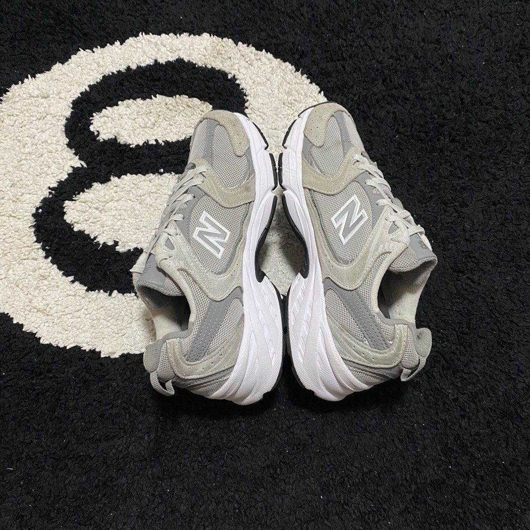 New Balance 530 (Category: Sneakers) located in Danao, Cebu. Submitted by sneaks_cebu (Listing ID 1467412543, Image 3). Description: New Balance 530 Size 6wm 22.5cm -minor sockline Php 1,650.