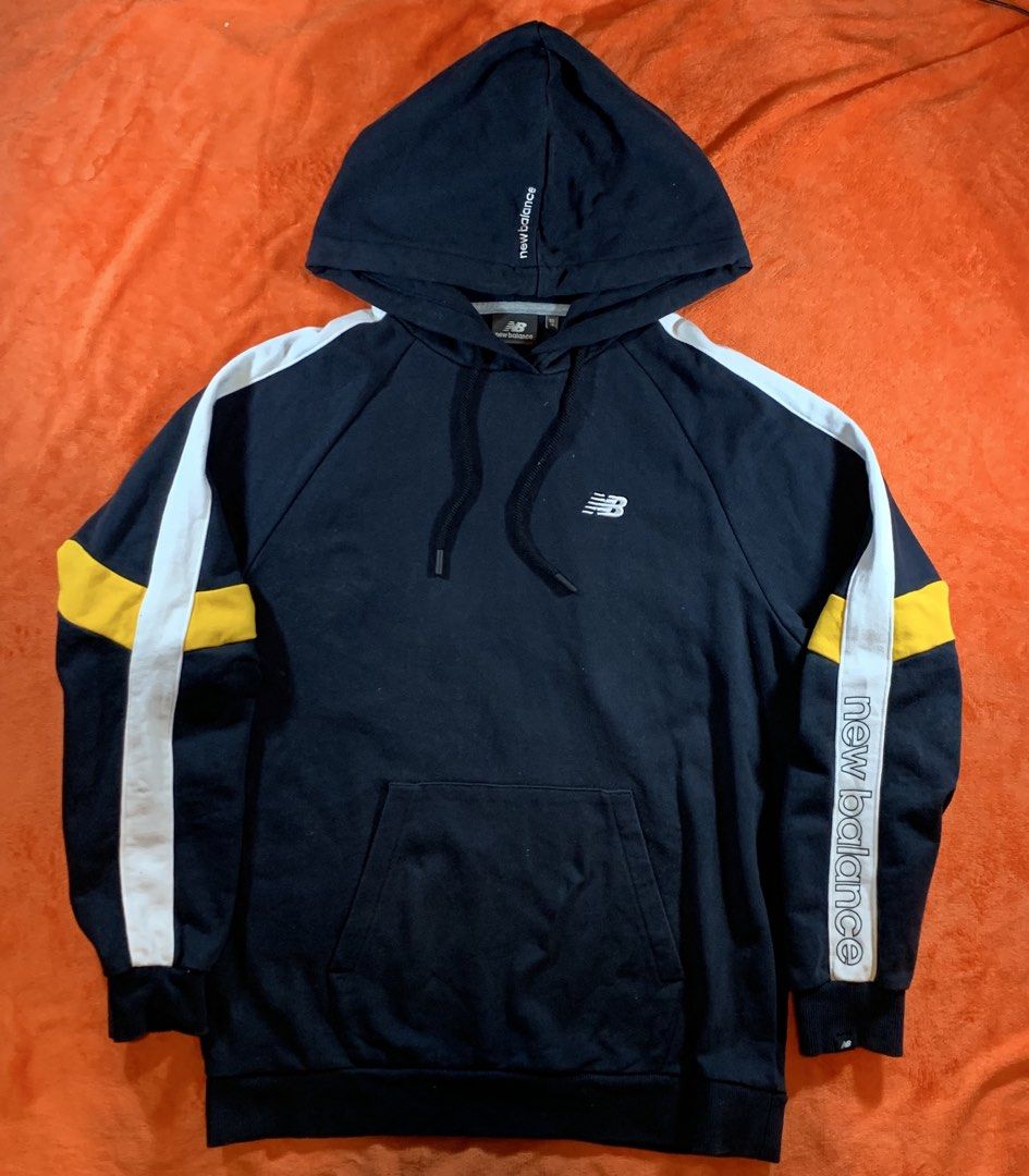 New Balance Hoodie Jacket (Category: Activewear) located in Don Carlos. Submitted by buddysemaj (Listing ID 1467489749, Image 2). Description: .