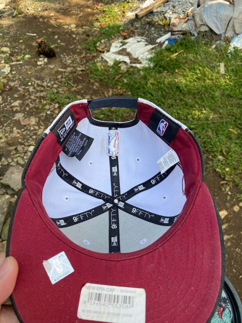 NEW ERA CHICAGO (Category: Caps & Hats) located in Las Pinas. Submitted by 444.lexinebae (Listing ID 1467405403, Image 2). Description: .