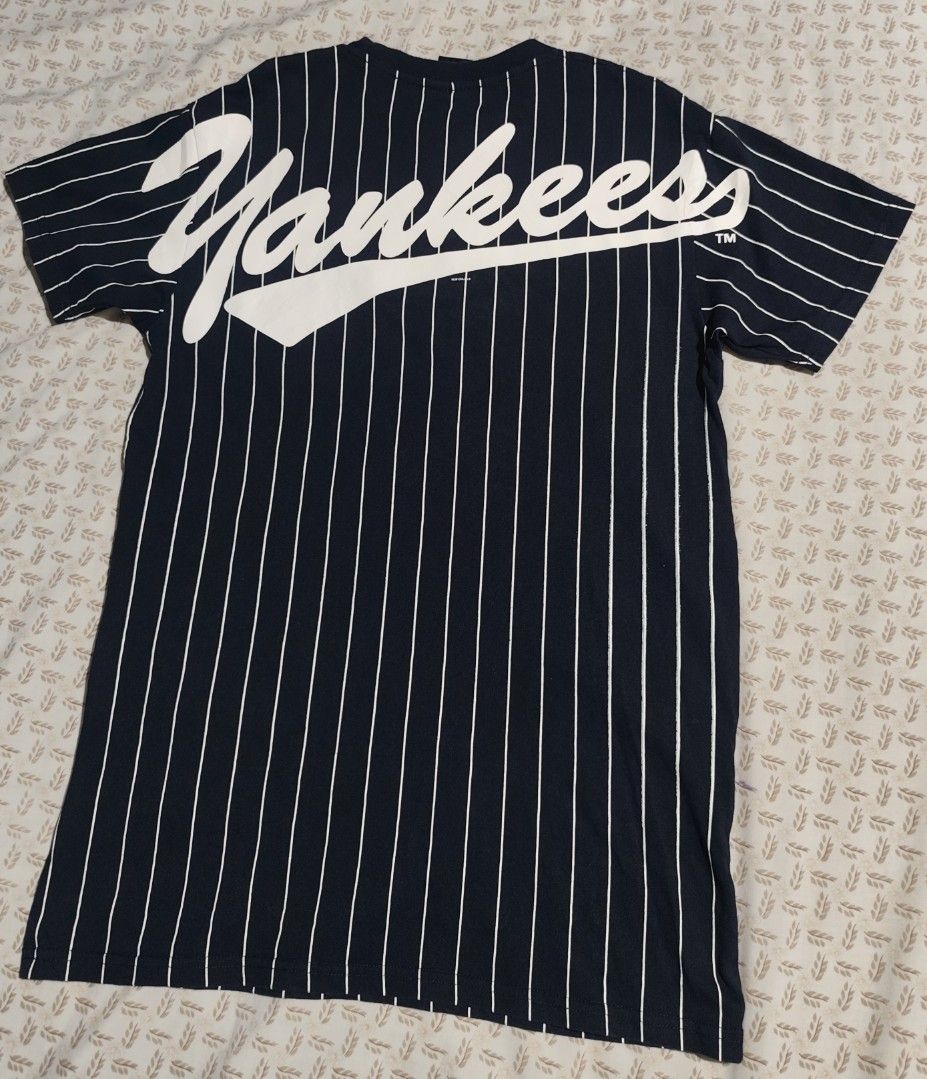 NEW ERA T SHIRT (Category: Tshirts & Polo Shirts ) located in Cagayan de Oro. Submitted by rhenegadgude (Listing ID 1467476130, Image 2). Description: EXCELLENT TO NEW CONDITION SIZE X SMALL TAG MEDIUM FRAME AUTHENTIC MERCHANDISE WITH TWO SIDE POCKETS PLEASE CHECK PHOTOS CAREFULLY ADD SHIPPING.