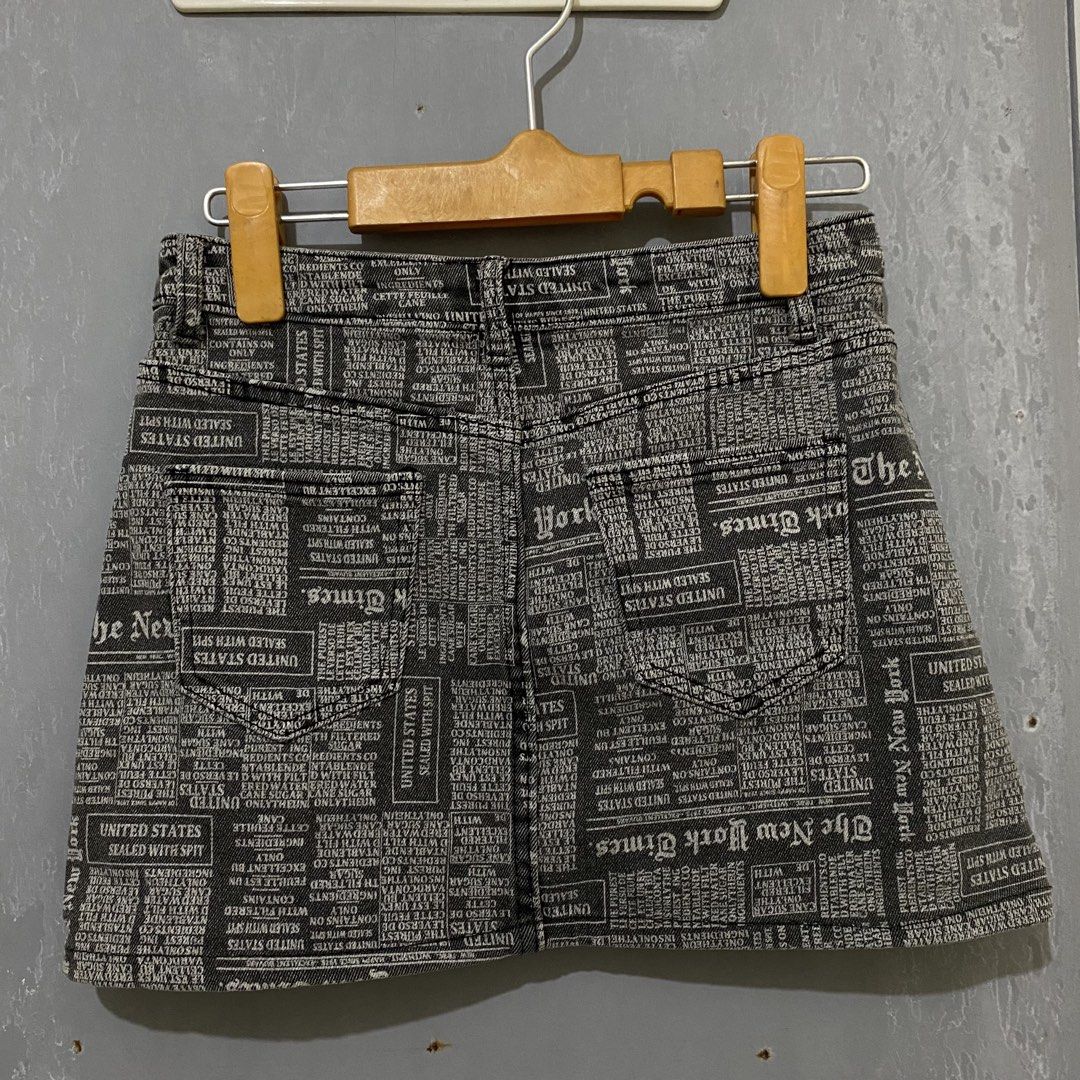 Newspaper Skirt (Category: Skirts) located in Quezon City. Submitted by lovelylittlepreloves (Listing ID 1467402815, Image 2). Description: .